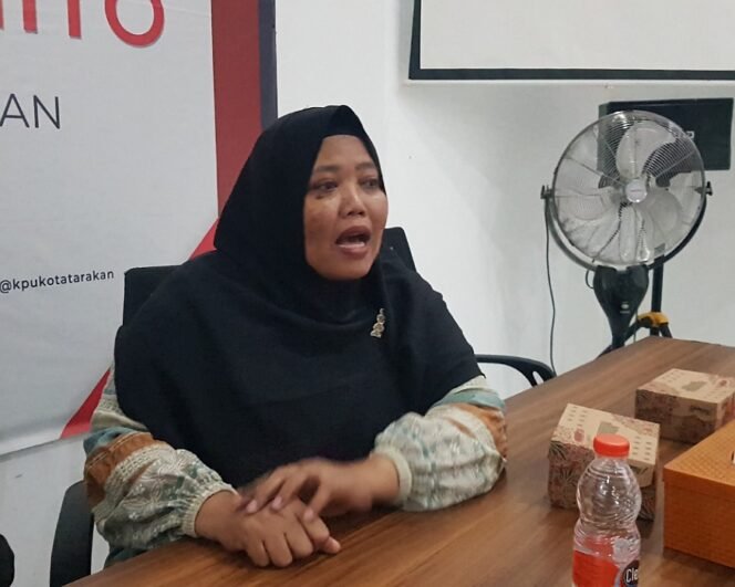 
					Anggota KPU Kota Tarakan Jumaidah. Foto : Fokusborneo.com 