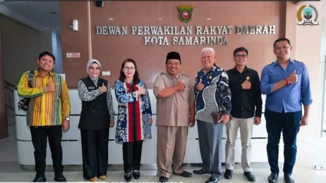 
					Pokja Kode Etik DPRD Kaltara berkunjung ke DPRD Kaltim dan Samarinda. Foto : Ist 