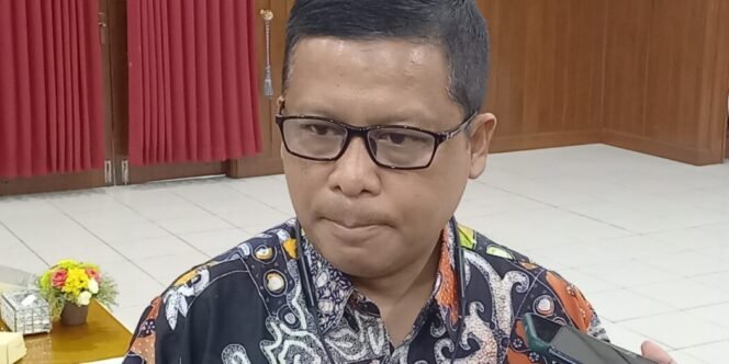 
					Kepala Dishub Balikpapan Elvin Junaidi