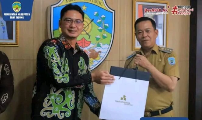 
					Pjs Bupati Tana Tidung,   H. Dt. Iqra Ramadhan, menerima silaturahmi Pimpinan Cabang Bankaltimtara Tideng Pale dalam Rangka HUT ke 59 Bankaltimtara di Ruang Rapat Bupati  Tana Tidung, Senin (14/10/2024). 
