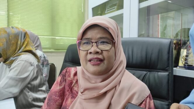
					Kepala Dinas Kesehatan Kota Balikpapan Alwiati