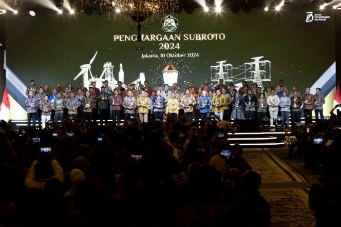 
					Subholding Upstream Pertamina Kembali Cetak Prestasi di Subroto Awards 2024
