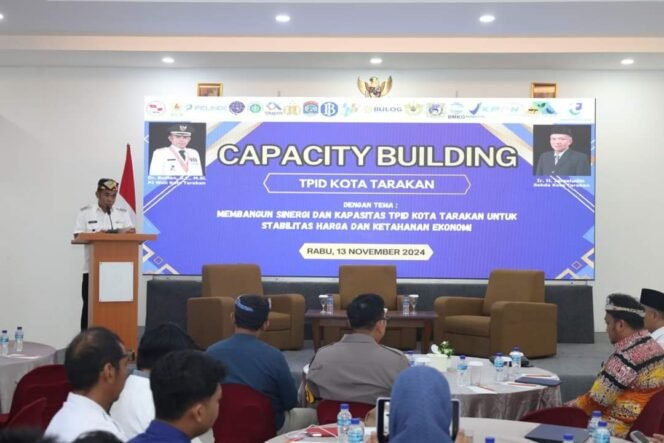 
					Capacity Building TPID Kota Tarakan yang dihadiri Pj Wali Kota Tarakan, Bustan pada Rabu (13/11/2024).