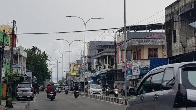 
					PJU Jalan Gajah Mada, Kota Tarakan. Foto : Fokusborneo.com