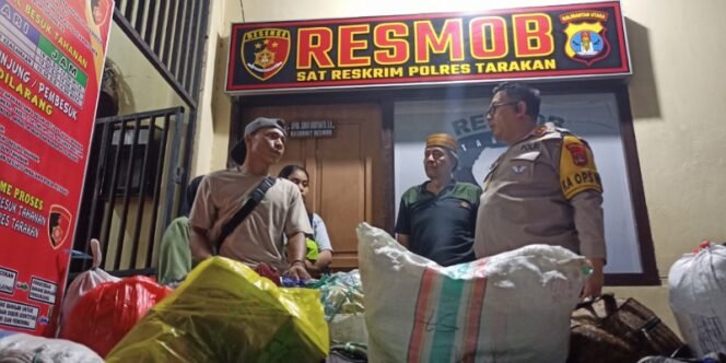 
					Kapolres Tarakan Berdialog dengan Korban TPPO Sebelumya Diantar ke Rumah Singgah Milik Baznas Tarakan. Foto: fokusborneo.com 