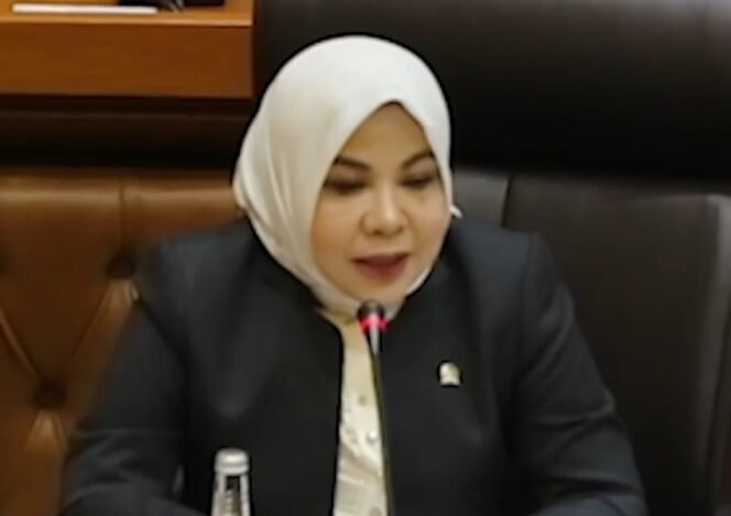 
					Hj Rahmawati, Anggota Komisi VII DPR RI. Foto: ist