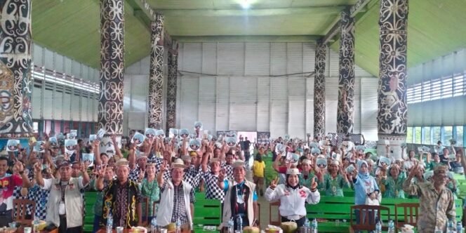 
					Masyarakat Long Bang Titipkan Harapan untuk Zainal-Ingkong