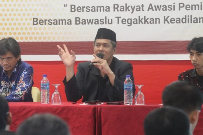 
					Ketua Bawaslu Provinsi Kaltara Rustam Akif. Foto : Ist 