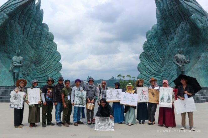 
					 Otorita Ibu Kota Nusantara (IKN) melalui Direktorat Kebudayaan, Pariwisata, dan Ekonomi Kreatif menggelar Nusantara Sketchwalk, Minggu (3/11/2024),