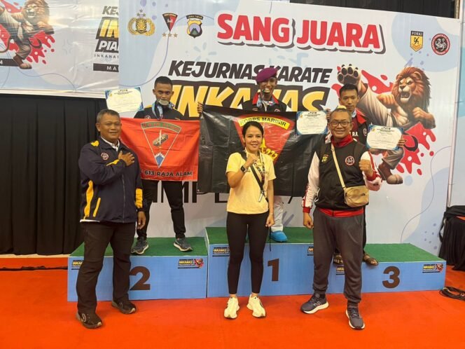 
					Prajurit Yonif 613/Rja, Pratu Ahmad Dailami berhasil meraih juara 2 dalam Kejuaraan Karate Inkanas Kapolri Cup 2024 yang di laksanakan di Kota Malang 