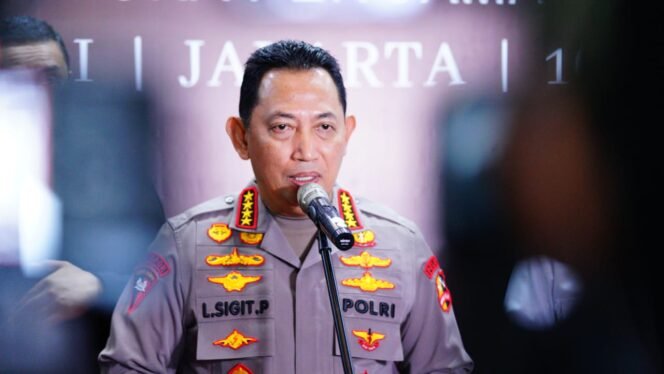 
					110 Juta Orang di Prediksi Mudik Akhir Tahun, Kapolri Amankan Sebaik-baiknya