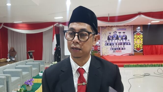 
					Rektor UBT Prof. Dr. Yahya Ahmad Zein, S.H., M.H. Foto : Fokusborneo.com 