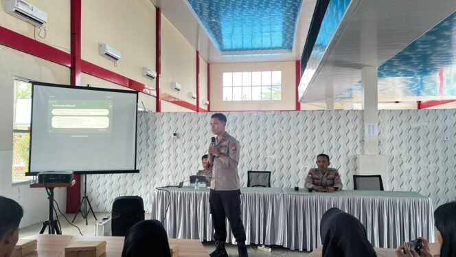 
					Ditbinmas Polda Kaltara Memberikan Edukasi Tentang Bahaya TPPA dan TPPO Guna Mencegah Terjadinya Eksploitasi