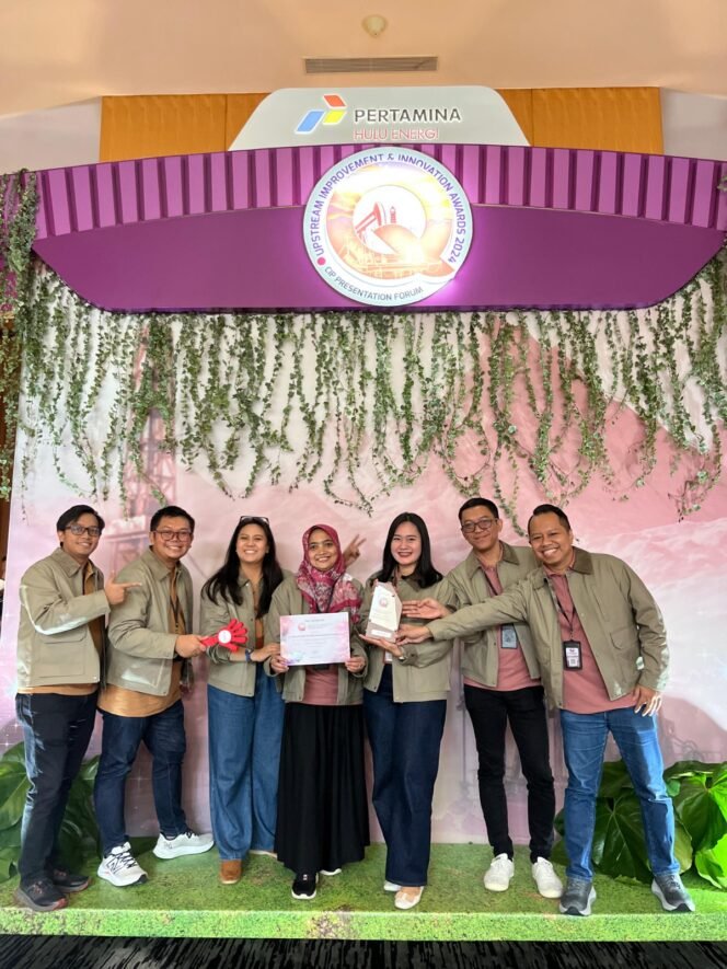 
					PT Pertamina Hulu Indonesia (PHI) dan salah satu afiliasinya yang bernaung di bawah Zona 10, yaitu JOB Simenggaris, berhasil menyabet penghargaan Platinum dalam ajang CIP Presentation Forum Upstream Improvement & Innovation Awards (UIIA) 2024 yang berlangsung di Yogyakarta pada 11-13 Desember 2024