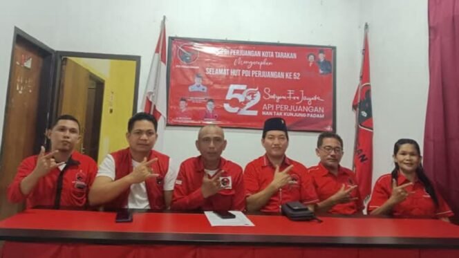 
					DPC PDI Perjuangan Kota Tarakan menyatakan sikap dukung Megawati Soekarno Putri kembali menjadi Ketua Umum PDI Perjuangan periode 2025-2030. Foto : Ist 
