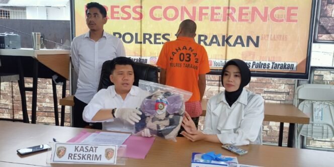
					Satreskrim Polres Tarakan Gelar Press Release Pengungkapan Kasus Pencabulan Ayah Tiri Cabuli Anaknya. Foto: fokusborneo.com