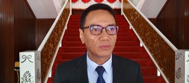 
					Kepala Dinas Lingkungan Hidup (DLH) Kota Balikpapan, Sudirman Djayaleksana,