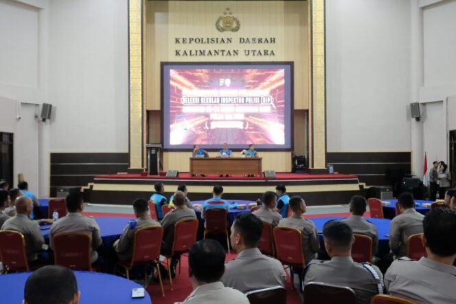 
					Polda Kaltara melaksanakan sidang kelulusan seleksi Sekolah Inspektur Polisi (SIP) Angkatan 54 tahun 2025, di Rupatama Kayan Polda Kaltara, Jumat (21/2/2025).