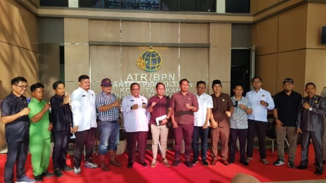
					Beri atensi persoalan lahan, DPRD Kota Tarakan datangi Kantor BPN. Foto : Fokusborneo.com 