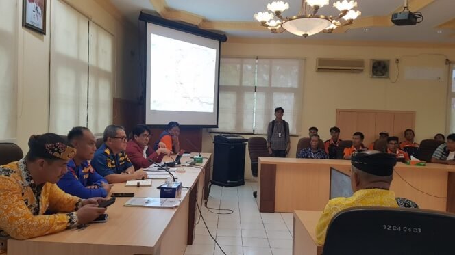 
					Rdp soal nasib nelayan yang di fasilitasi DPRD Kota Tarakan. Foto : Fokusborneo.com 