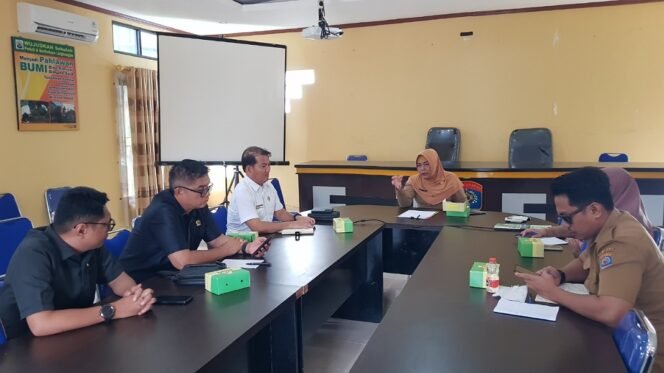 
					Kunker Komisi III DPRD Kota Tarakan ke Dinas Lingkungan Hidup (DLH) terkait sampah. Foto : Fokusborneo.com 