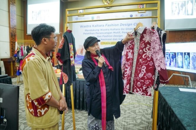 
					kegiatan Fashion Design Class Wastra Kaltara Tahun 2025 digelar BI Kaltara. Foto : Humas BI