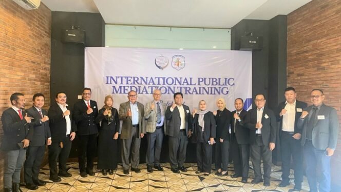 
					Pertama Kali di Indonesia: Dewan Sengketa Indonesia & AIDRA Selenggarakan Pelatihan Mediasi Publik Internasional. Foto : Ist 