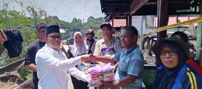 
					Dinsos Ajak Warga Bantu Korban Kebakaran Karang Bugis, Imbau Waspada Kebakaran di Musim Mudik