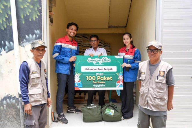 
					Sambut Hari Kemenangan, PT KPB Bagikan 2.025 Paket Idulfitri kepada Masyarakat Sekitar