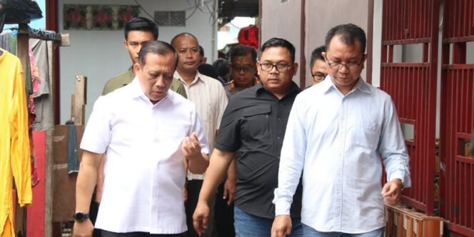 
					Kapolda Kaltara Irjen Pol Hary Sudwijanto Kembali Kunjungi Kelurahan Selumit Pantai. Foto: ist