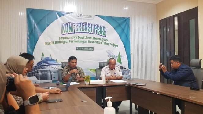 
					Konfrensi pers BPJS Kesehatan layanan JKN saat libur lebaran. Foto: Fokusborneo.com 