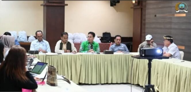 
					Pansus I DPRD Provinsi Kaltara bahas Raperda Tentang RIPPAR. Foto: Humas Setwan 