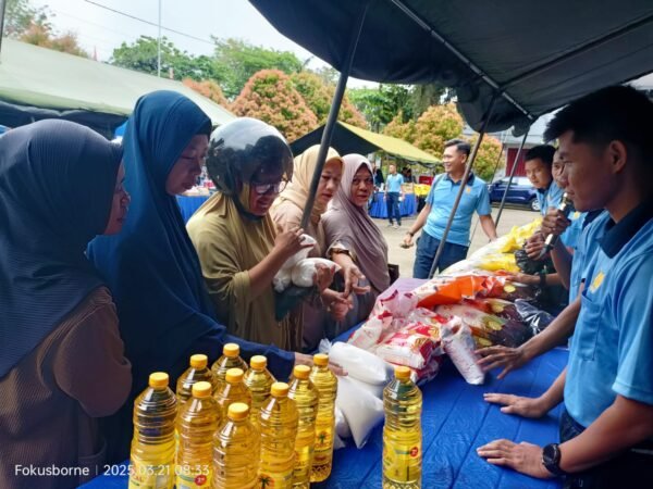 Pasar Murah Lanud Anang Busra Diserbu Warga, Kolonel Pnb Dedy: Berbagai Kebutuhan Harga Terjangkau