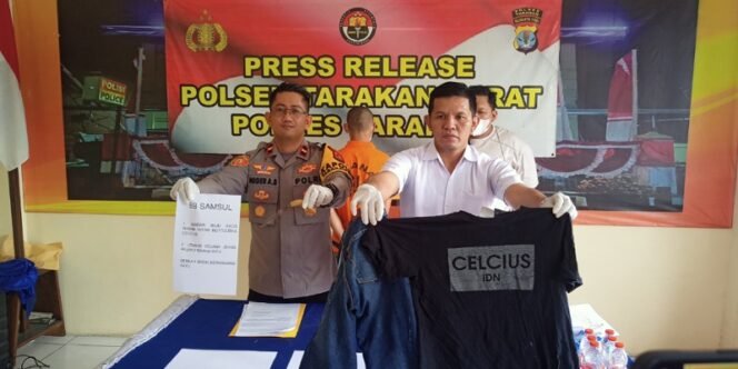 
					Kapolsek Tarakan Barat IPDA Niger Andian Bunga Didampingi Kanit Reskrim Melaksanakan Press Release Pengungkapan Kasus Penganiyaan di Sebengkok. Foto: fokusborneo.com