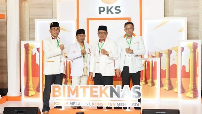 
					Aleg PKS Kaltara mengikuti konsolidasi dan bimbingan teknis Nasional pemenangan PKS di Pemilu 2029. Foto: Ist