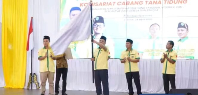 
					 Kepengurusan Pemuda Katolik pertama kalinya dibentuk di Tana Tidung. Pada periode pertama ini, Markus Yuteng menjabat sebagai Ketua di masa kepengurusan 2024-2027. 
