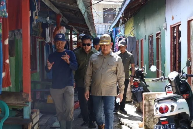 
					Sinergi Polres dan Pemkot Tarakan Ciptakan Kampung Warna-Warni dan Bebas Narkoba di Selumit Pantai