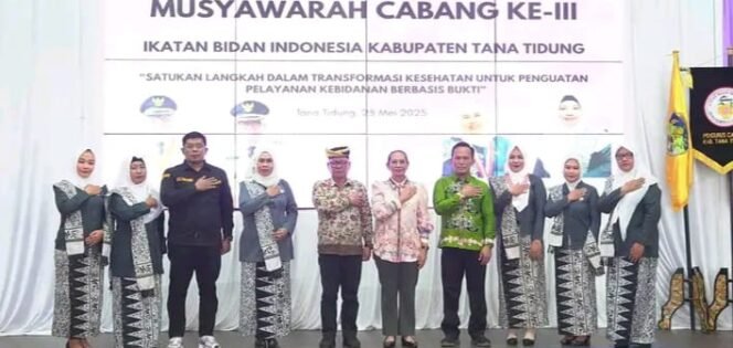 
					Musyawarah Cabang (Muscab) Ikatan Bidan Indonesia (IBI) ke-3 digelar di Kabupaten Tana Tidung, Minggu (25/5/2025). Acara ini dihadiri oleh Wakil Bupati (Wabup) Tana Tidung, Sabri, yang mewakili Bupati Tana Tidung, Ibrahim Ali.