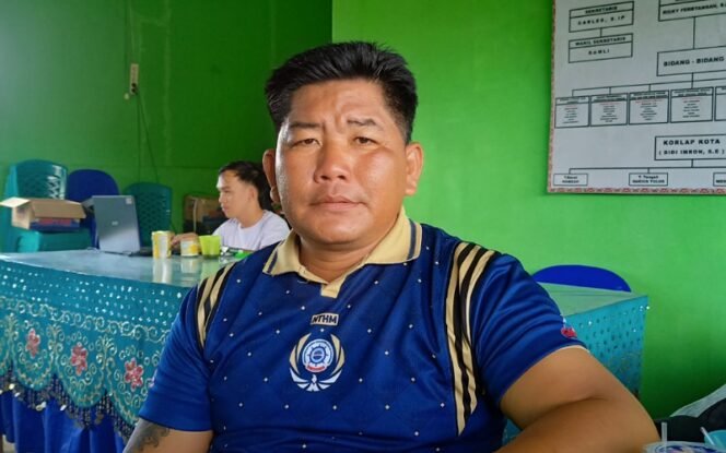 
					Robinson Usat, Ketua DPC LPADKT Kota Tarakan. Foto: fokusborneo.com