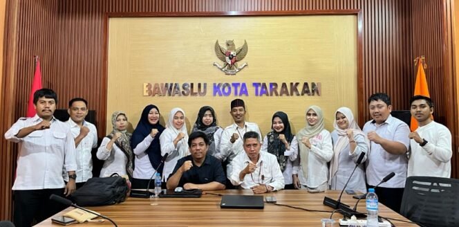 
					sosialisasi dan pelatihan terkait Sistem Administrasi Retensi Arsip dan Alih Dokumen Digital Sejak Awal (SI ARSIP ANDAL). Foto: Humas Bawaslu.