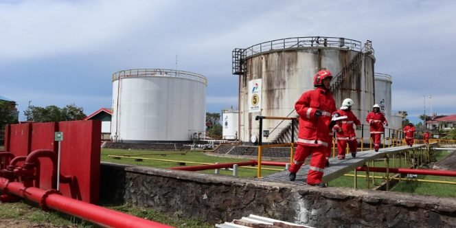 
					Simulasi Kebakaran di Pertamina FT Tarakan. Foto: ist