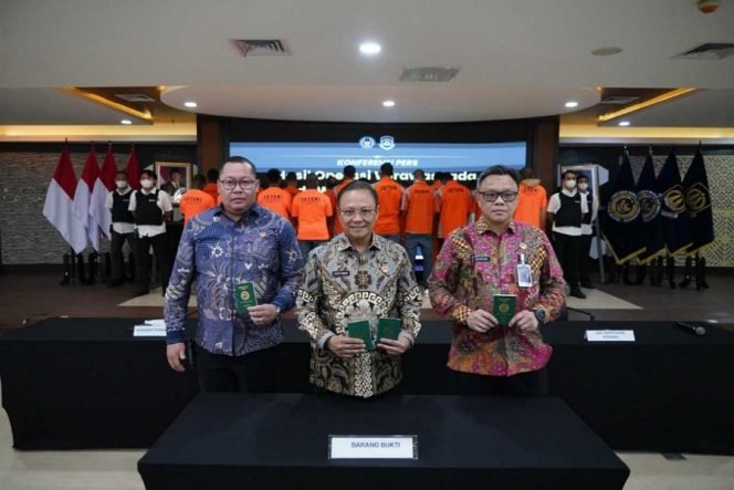 
					Imigrasi Jaring 170 WNA dalam Operasi Wira Waspada. Foto: ist