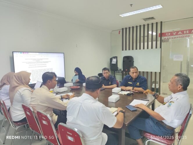 
					KETAHANAN PANGAN : DPKP Kaltara menggelar Sosialisasi dan Audiensi bersama Perwakilan Kemenkeu serta Perum Bulog dari Bulungan dan Tarakan, Rabu (30/4) lalu. 
