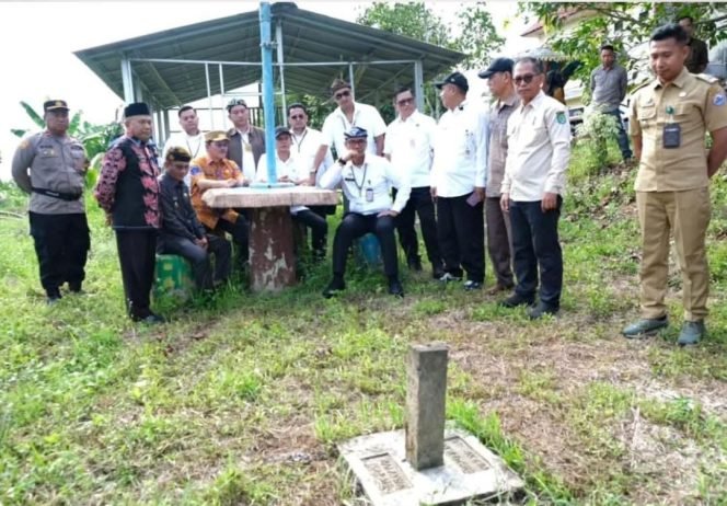 
					Sekretaris Utama Badan Nasional Pengelolah Perbatasan Republik Indonesia (BNPP RI) Komjen Pol Makhruzi Rahman beserta rombongan melakukan kunjungan kerja ke Kecamatan Sebatik, Kabupaten Nunukan, Kalimantan Utara (Kaltara), pada Kamis (8/5/2025). 