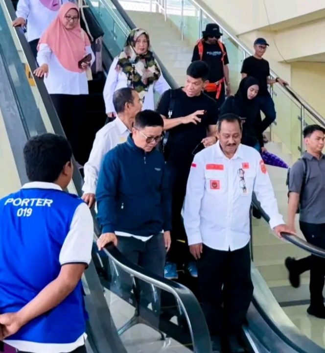 
					Bupati Tana Tidung, Ibrahim Ali, S.P, didampingi Ketua TP PKK Kabupaten Tana Tidung yang jug merupakan selaku Anggota DPRD Provinsi Kalimantan Utara (Kaltara) Vamelia Ibrahim, S.E, serta Ketua DPRD Kabupaten Tana Tidung, Jamhari, melakukan studi tiru di Kabupaten Banggai, Sulawesi Tengah.