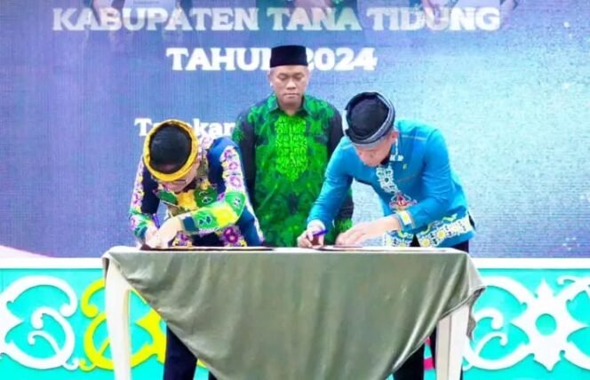 
					Bupati Tana Tidung, Ibrahim Ali, menghadiri acara Penyerahan Laporan Hasil Pemeriksaan (LHP) atas Laporan Keuangan Pemerintah Daerah (LKPD) Tahun 2024 di Auditorium BPK RI Perwakilan Kalimantan Utara, Kota Tarakan, Senin (26/5/2025).