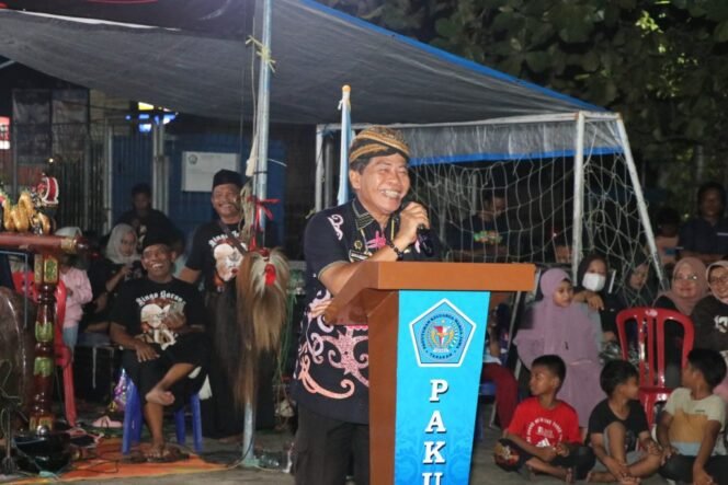 
					Gubernur Kalimantan Utara (Kaltara) Dr. H. Zainal A. Paliwang, S.H., M.Hum