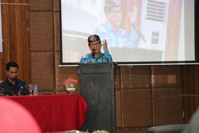 
					Kepala Dinas Pemberdayaan Perempuan dan Perlindungan Anak, serta Pengendalian Penduduk dan Keluarga Berencana (DP3AP2KB) Kaltara, Burhanuddin, S.Sos., M.Si 