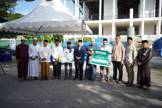 
					Rayakan Iduladha 1446 Hijriah, Kilang Pertamina Unit Balikpapan Salurkan 228 Ekor Hewan Kurban Untuk Masyarakat