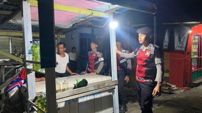 
					Ditsamapta Polda Kaltara Gelar Patroli Dialogis R4 di Wilayah Tanjung Selor Kabupaten Bulungan